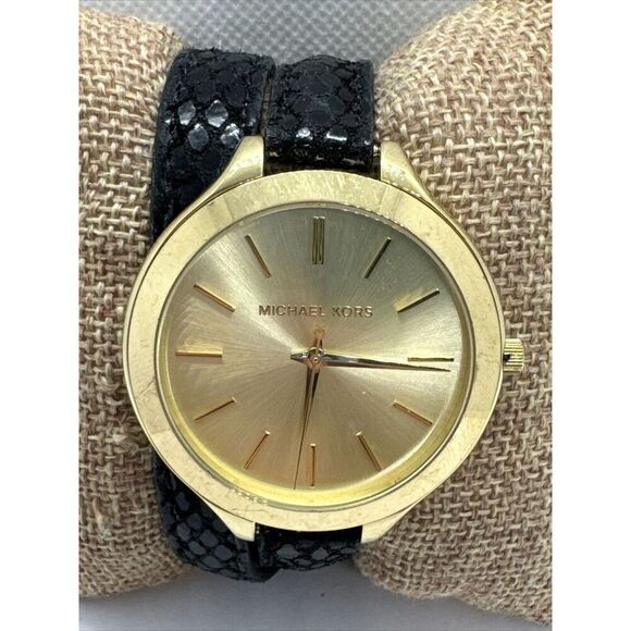Michael Kors Runway MK2315 Women\'s Black Leather Analog Dial Quartz Watch AEA272 main image 5